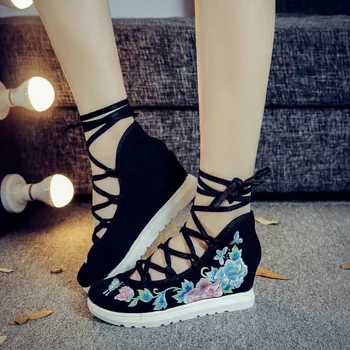 2020 Bandhnu бродирани обувки Дамски обувки на плоска подметка ретро китайски стил настолни плоски обувки Женски mujer superstar парусиновые обувки на платформа 751