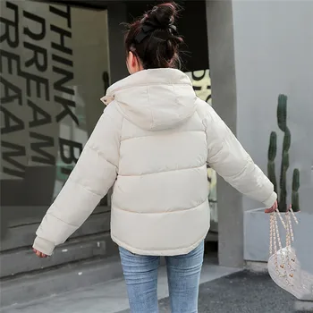 Палтото На Жената Къса 2020 Нови Зимни Корейски Момиче Свободни С Качулка Надолу Памучни Якета Мода Плюс Размера На Дебели Паркове Feminina 2214