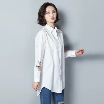 Корейската бяла блуза жени с дълъг ръкав мода цветна бродерия и ежедневни дамски блузи и блузи, плюс размера на Blusas Дамски ризи 45